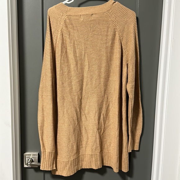 Tunic length tan Old Navy sweater - Picture 3 of 5